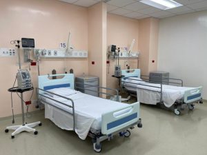 Read more about the article Hospitales habilitan 263 nuevas camas para COVID-19